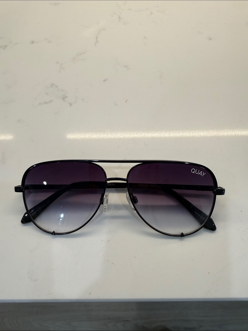 Quay Australia Black Aviator Sunglasses with Gradient Purple Lenses